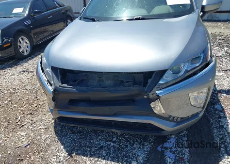 2020 Mitsubishi Eclipse Cross Es 1.5T z USA, uszkodzony, nr VIN JA4AS3AA7LZ012809